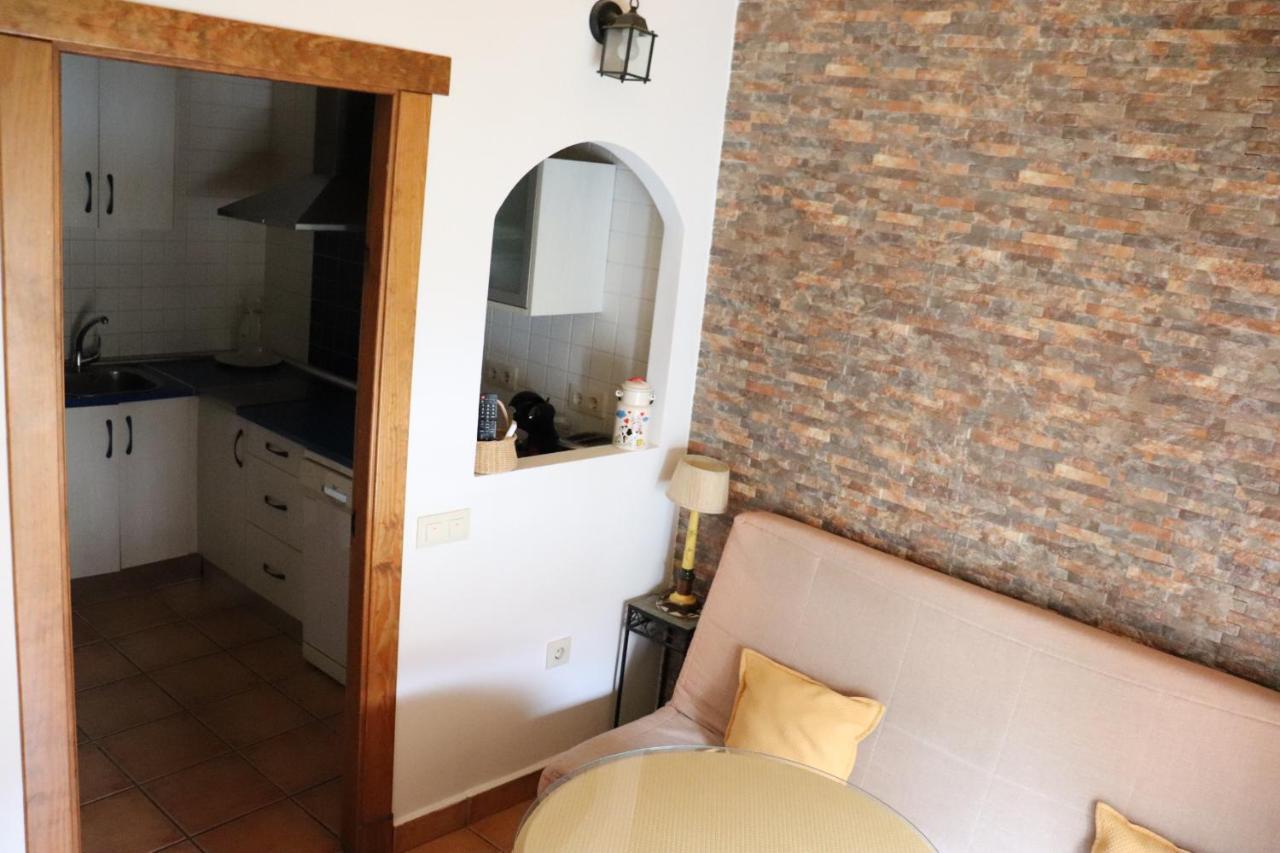 Apartamentos Las Buganvillas Caces Exteriér fotografie